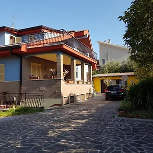 La Casa Degli Artisti , Roma Italia