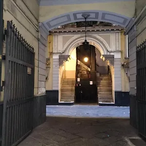 L'arnia , Nápoles Italia